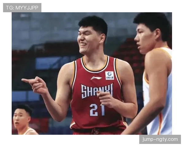 姚明篮下统治力显著提升 对比同期内线篮板率领先明显